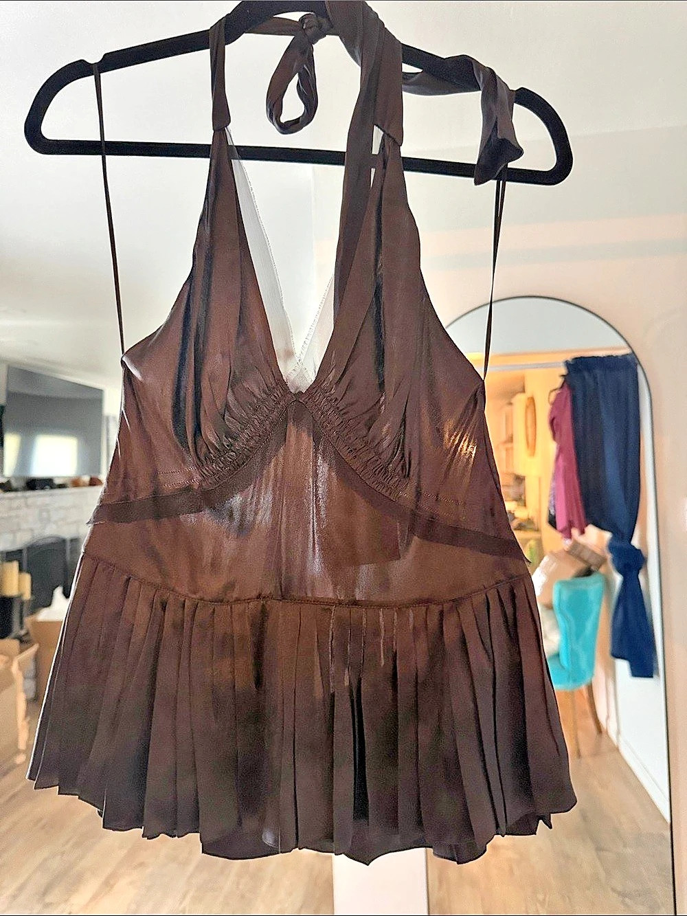 Chloé Silk halter top 100% silk in Black Size 4 NWT💕